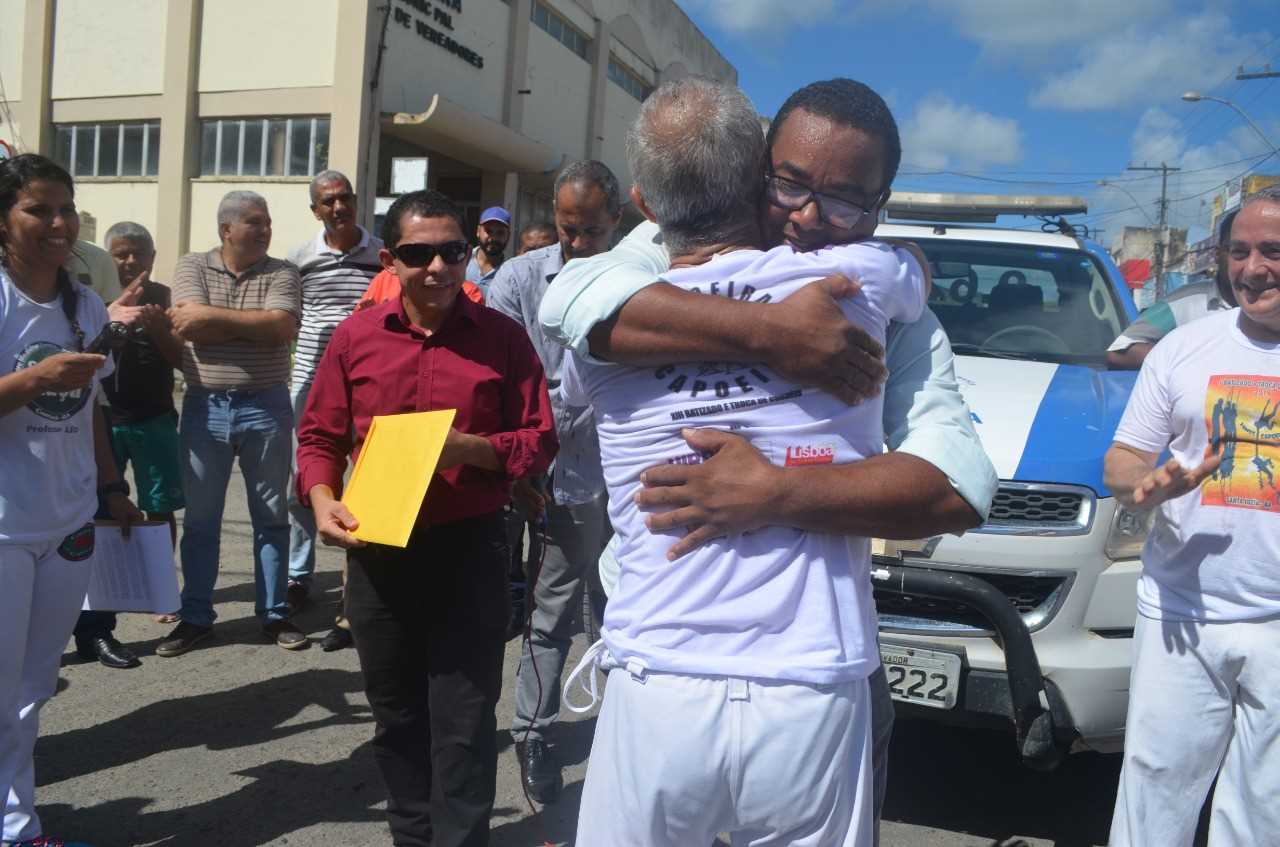 Camacã: Prefeito Interino Paulo do Gás participa de Homenagem a Mestre Medicina